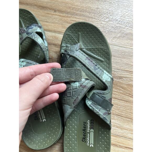 Sketchers Womens 10 Camo Strappy Sandals Water Resistant Foamies - Picture 6 of 7
